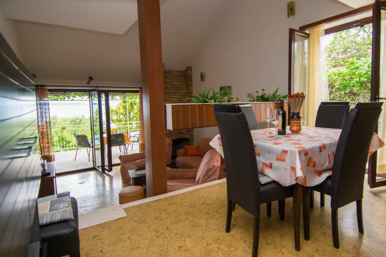 Vacation Home Mirjana Сегет Враница Екстериор снимка