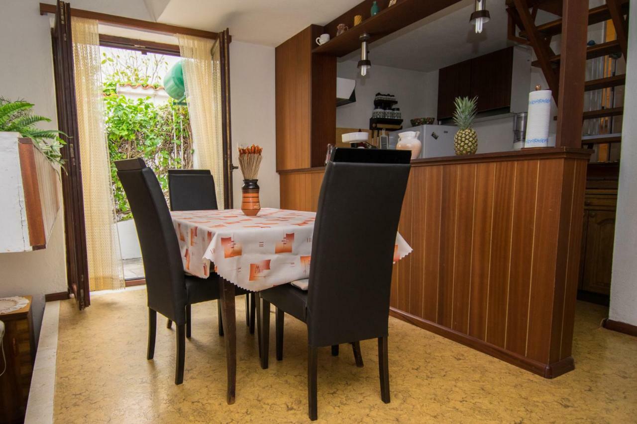 Vacation Home Mirjana Сегет Враница Екстериор снимка